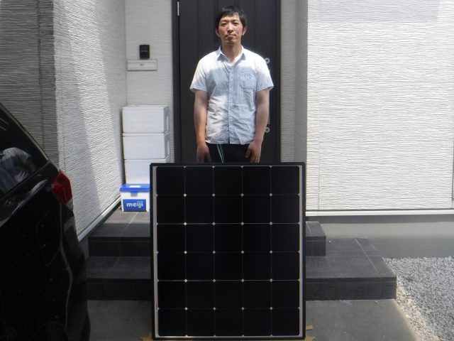 富山県富山市S様邸に太陽光の取り付け工事を行いました。